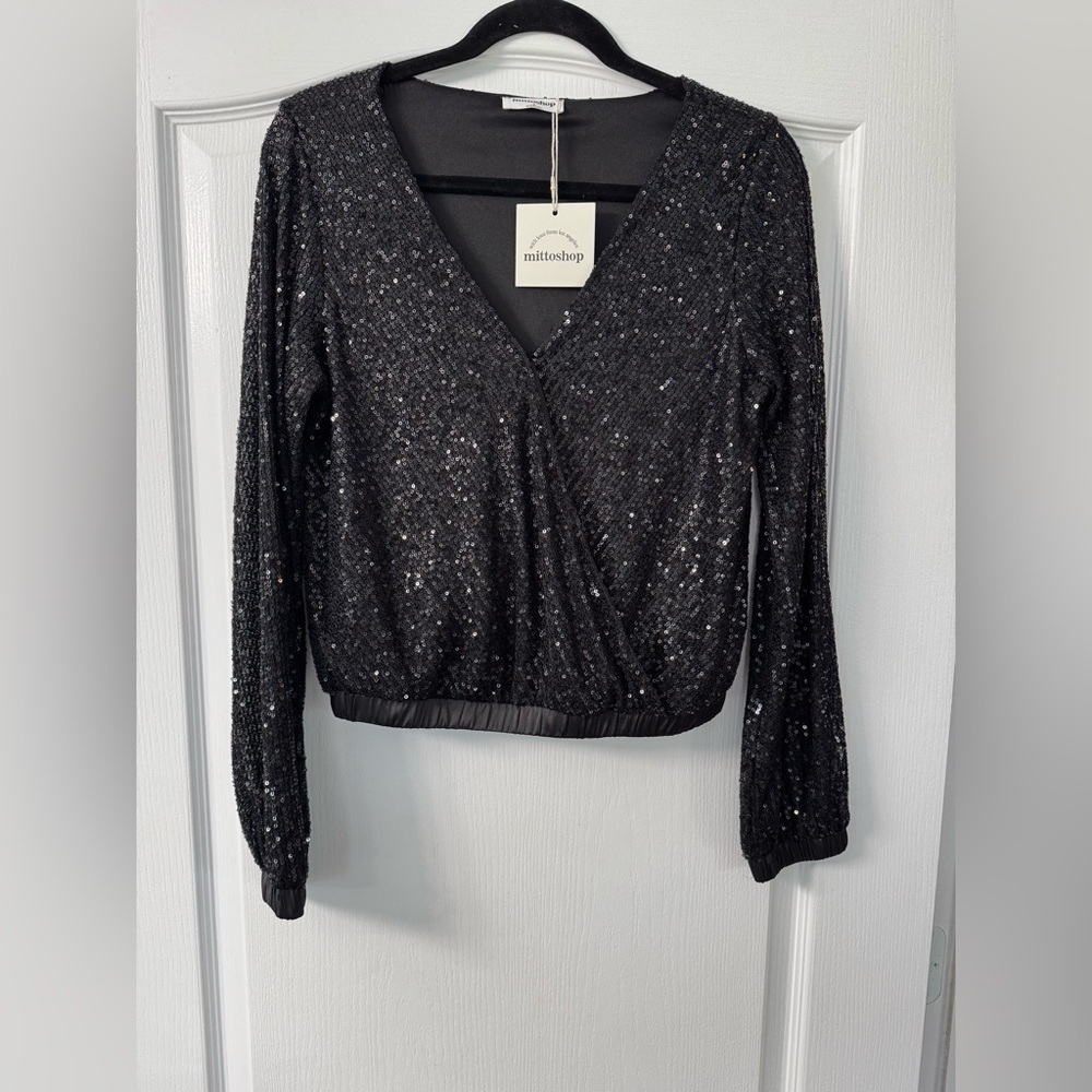 Mittoshop: Out on the Town Black Sequined CrossoverTop with privacy snap